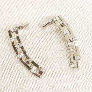 Brinco Ear Cuff Geométrico com Pontos de Luz 