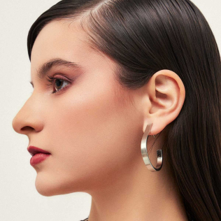 Argola Oval Acetinada