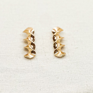 Brinco torcido longo