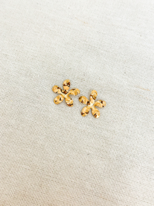 Flor 5 pétalas banhado em ouro