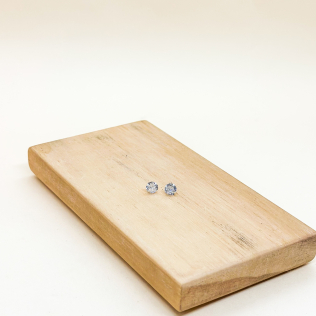 Brinco prata ponto de luz 6mm